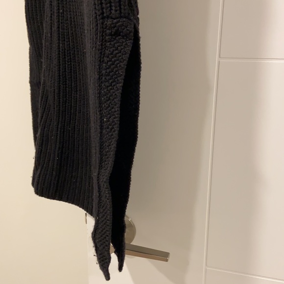 Wilfred Black Knit Vest - Picture 4 of 5